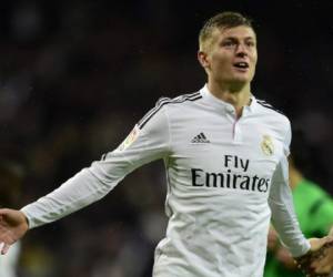 Kroos buscará en Emiratos marcar su primer gol en esta competición, algo que no ha logrado en sus tres anteriores participaciones. (AFP)