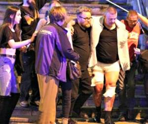 Empezaron a circular en las redes sociales noticias de dos explosiones en el pabellón británico. Foto Agencias/ Medios de Reino Unido /Redes sociales