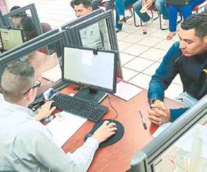 La recaudación de impuestos en Honduras tuvo un crecimiento de 16 por ciento durante 2016 en comparación al año anterior, según el informe del SAR (Foto: EL HERALDO)