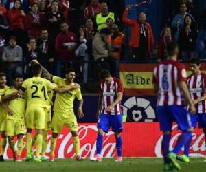Roberto Soriano remató un centro de Cédric Bakambú desde la derecha para el gol de la victoria del 'Submarino Amarillo'. Foto: AFP