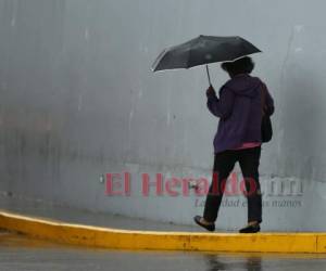 Copeco sugiere la población mantenerse alerta y respetar las medidas de prevención por los posibles deslizamientos, derrumbes e inundaciones que pueden ocurren en las zonas vulnerables de la capital y el resto del territorio nacional.