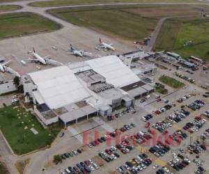 La nueva empresa concesionaria comenzará a manejar tres de los aeropuertos internacionales, entre estos, La Mesa de SPS.