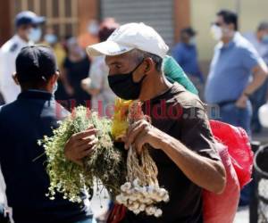 Una peor crisis vive el sector informal donde trabajan casi dos millones de hondureños.