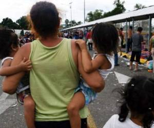 La migración en familias es la dinámica que en los últimos años aplican los indocumentados hondureños para moverse hacia Estados Unidos. Foto: EL HERALDO.