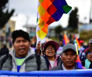 Tras las elecciones del 20 de octubre en las que el presidente Evo Morales buscaba un cuarto mandato, la oposición denunció 'fraude' luego de una detención del conteo de votos de más de 20 horas, lo que desató una ola de protestas.