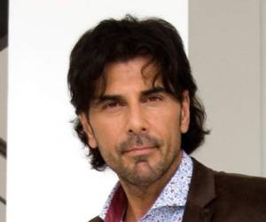 Juan Darthés es un actor de 54 años nacido en Brasil , actualmente acusado de violación por la actriz Thelma Fardín. Foto cortesía La Nación de Argentina.