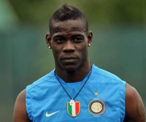 Mario Balotelli, atacante de la Selección Italiana de fútbol.