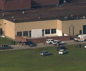 Según medios locales, que citan un portavoz de la policía de Santa Fe, se trata de Santa Fe High School, ubicada en el condado de Galveston, Texas.