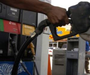 Las gasolinas y el diésel son los derivados de petróleo que más se consumen en Honduras.