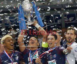 La investigación a las finanzas del equipo parisino también concluyó que los campeones de la Liga de Francia exageraron el valor en el mercado de 'varios contratos de patrocinio del club'. Foto:AP