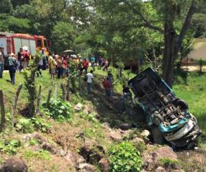 Accidente deja al menos 14 personas heridas en Copán, occidente de Honduras. (Fotos: Redes)