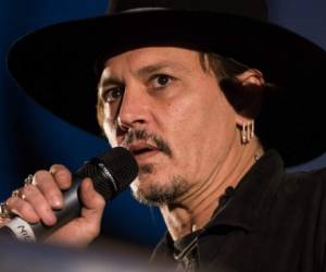 El actor de Piratas del Caribe, Johnny Depp, se disculpó por la pesada broma sobre crimen contra el presidente de los Estados Unidos Donald Trump. (Fotos: AFP)