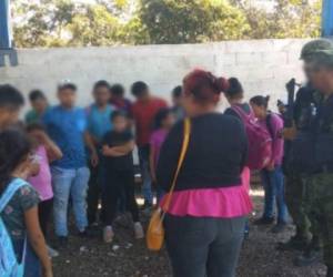 Esta es una de las imágenes de los migrantes centroamericanos que circula en redes sociales. (Foto: Cortesía planoinformativo.com)