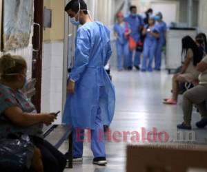 Estudiantes de medicina solicitan que les den insumos de bioseguridad.