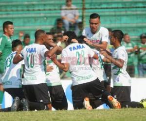 Juticalpa celebra su triunfo ante el Marathón en el Estadio Yankel Rosenthal de la ciudad de San Pedro Sula, zona norte de Honduras.