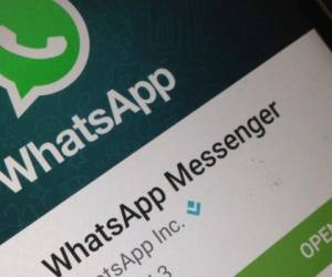 WhatsApp cuenta con más de mil millones de usuarios activos al día, en más de 180 países. (Foto: AFP)