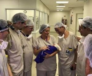 El exitoso nacimiento ocurrió gracias a la donación del útero de una mujer fallecida a una estéril. (Foto: El Financiero)
