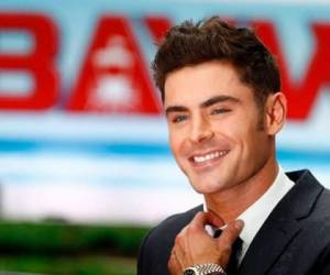 El actor causó polémica por la fotografía. Foto Instagram Zac Efron