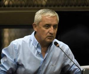 El expresidente, en su intervención de una hora, se mostró frustrado por la nueva sindicación hecha por la Fiscalía y la Cicig. (Foto AFP)