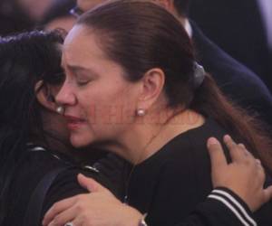 Ana García Hernández se mostró bastante afectada por la pérdida de su cuñada. Foto Johny Magallanes