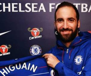 El delantero argentino jugará lo que resta de temporada en el Chelsea, cedido por la Juventus, anunció este miércoles por la noche el club londinense.