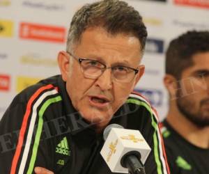 Juan Carlos Osorio en conferencia de prensa previo al duelo de cuartos de final ante Honduras (Foto: Ronal Aceituno/OPSA)