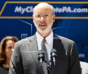 Tom Wolf, gobernador de Pensilvania, explicó que las autoridades de inmigración separaron hace poco en el estado al menos a cuatro niños de sus padres. Foto: Agencia Ap.