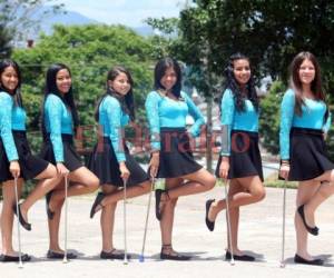 Estas guapas jovencitas participarán por primera vez en los desfiles patrios de este 15 de septiembre. Foto: Marvin Salgado/ELHERALDO