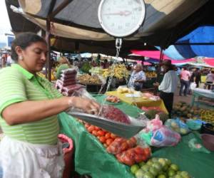 En marzo se dio el aumento de precio en la tarifa de la energía, alquiler de vivienda y ciertos alimentos básicos. (Foto: El Heraldo Honduras)