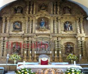 El proceso de restauración del altar mayor tardará de dos a tres meses. La recuperación del retablo del Santísimo está por finalizar.