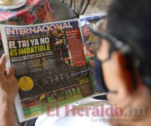 'El Azteca no pesa', 'ya no pesa', 'enemigo en Cuerna, la Selección de Honduras siente que le puede ganar al Tri!, 'ya no dan miedo', son parte de los encabezados de los diarios locales. Foto: Johny Magallanes | EL HERALDO.