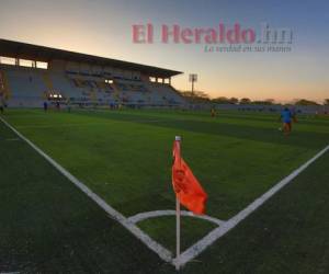 Es muy probable que el partido entre Olimpia y los Lobos UPNFM, se juegue en horas de la noche del sábado 27 de abril. Foto: David Romero / El Heraldo