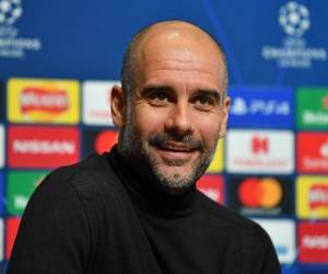 Pep Guardiola, técnico catalán, durante una conferencia de prensa. Foto AFP