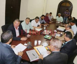 Este viernes las partes en conflicto sostuvieron una reunión con representantes de Gobernación y Justicia.