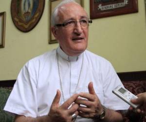 El obispo Ángel Garachana dijo estar preocupado por la falta de diálogo entre los políticos.
