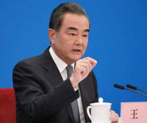 Este domingo, el ministro chino de Relaciones Exteriores, Wang Yi, dijo que Washington se había infectado con un 'virus político' que aprovecha 'todas las ocasiones par atacar y difamar a China'. AFP.