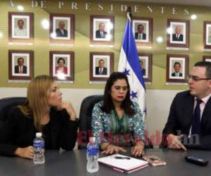 Los funcionarios del Consejo Nacional Electoral han estado afanados en las tareas del proceso electoral primario que se va a desarrollar el domingo 14 de marzo. Foto: El Heraldo