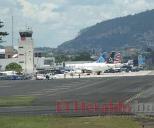 Se ha informado que muchos de los viajeros que aterricen en Palmerola tomarán como ruta de destino a la capital, por lo que el turismo de negocios no se verá afectado. Foto: Alex Pérez/El Heraldo