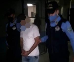 El joven Brayan Roberto Manzanares Escobar detenido por la (DPI).