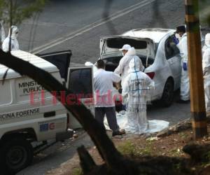 El cadáver encontrado fue llevado a la morgue de Tegucigalpa. Foto: Emilio Flores/EL HERALDO.