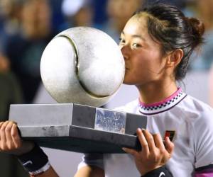 El título obtenido en Acapulco es el primero en 'singles' de su trayectoria profesional para Wang. (Foto: AFP)