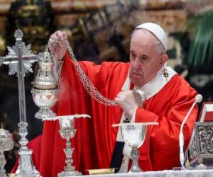 En medio del sufrimiento que provoca la pandemia, dijo Francisco, “vemos los rostros de tantos hermanos y hermanas en dificultades”. Foto: AP.