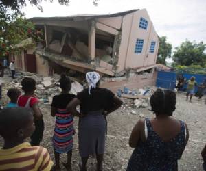 En Haití, las autoridades han tenido problemas para reforzar las estructuras debido a que el país se ubica sobre dos fallas sísmicas a lo largo de la isla de La Española. Foto: AP