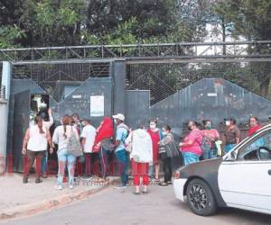 Se conoce que para mitigar la ausencia de medicamentos se entregan otros, no obstante, estos no tienen los mismos efectos. FOTO: Efraín Salgado/EL HERALDO