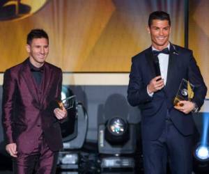Lio Messi y CR7 rivales cada enero en busca del Balón de Oro.