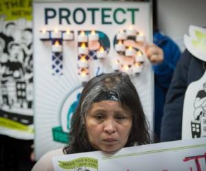 Unos 200.000 salvadoreños que se amparaban bajo el este programa se encuentran a la deriva. Foto: AFP