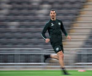 Zlatan Ibrahimović actualmente juega para el Milan de la Serie A de Italia. Foto: Agencia AFP.