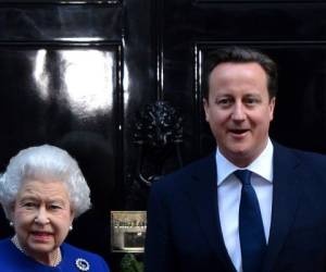 El ex primer ministro británico David Cameron reveló el 19 de septiembre de 2019 que le pidió a la reina Isabel II que interviniera en el referéndum sobre la independencia de Escocia, a pesar de su papel neutral como jefe de estado. Foto: AFP.