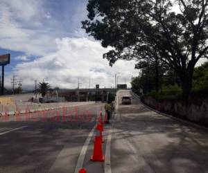 A partir de este domingo se habilitó el retorno a la altura del Monumento a la Madre en el bulevar Económica Europea de Comayagüela, capital de Honduras. Foto: Alex Pérez/EL HERALDO.