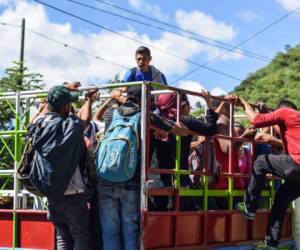 Autoridades mexicanas contabilizan más de 7 mil integrantes de la caravana migrante. (AFP)